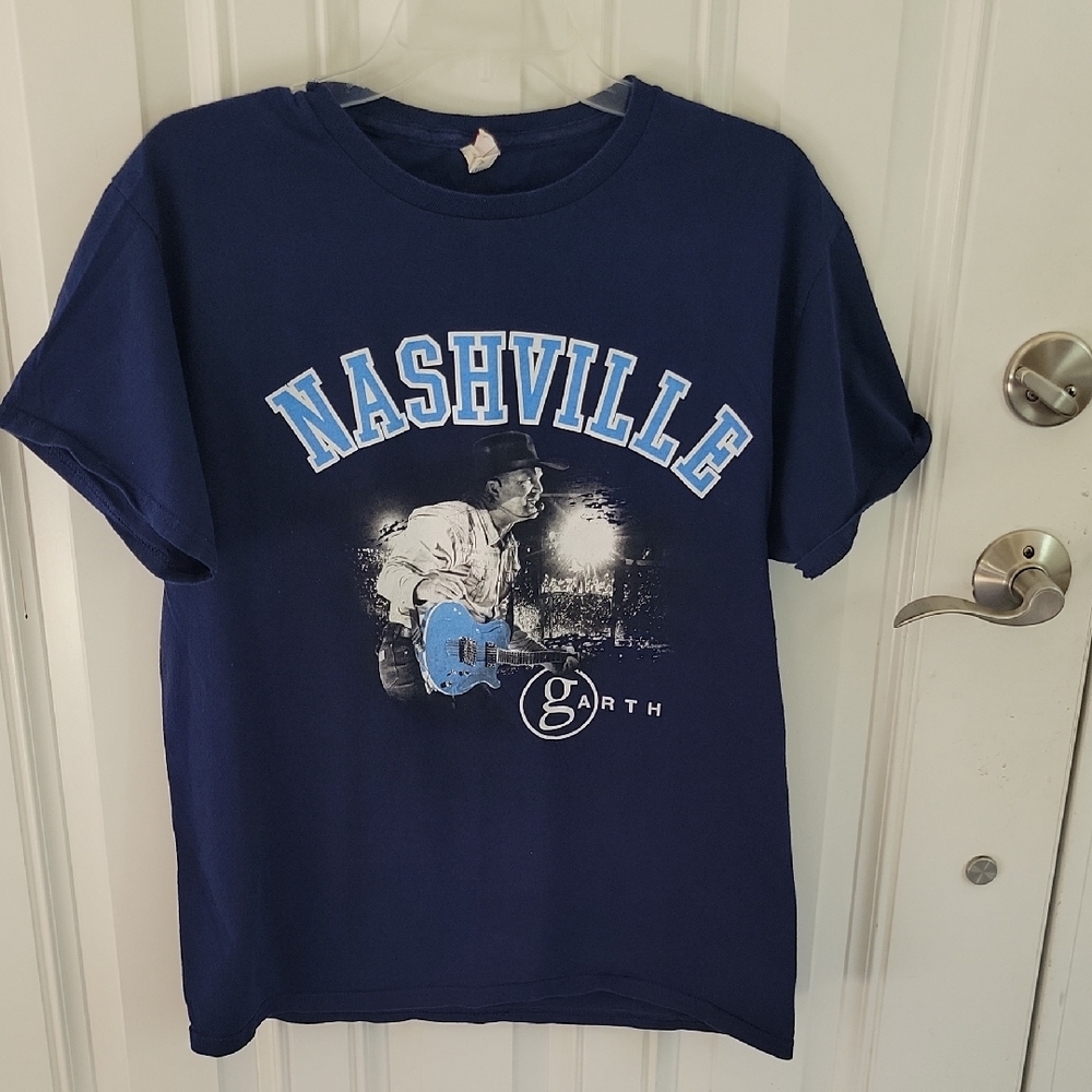 Garth Brooks Stadium Tour Blue T-shirt - Nashville Size M